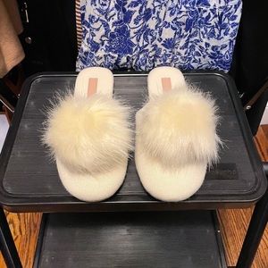 Banana Republic Slippers